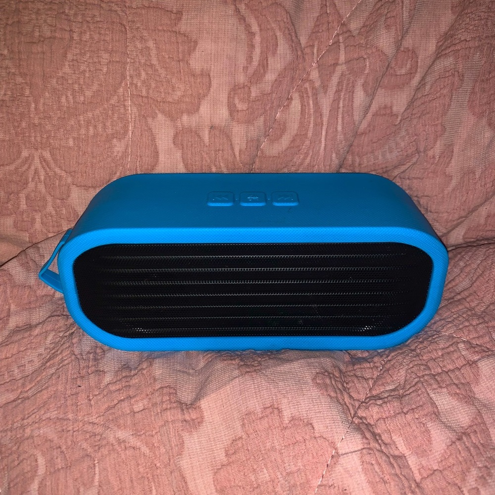 portable speaker